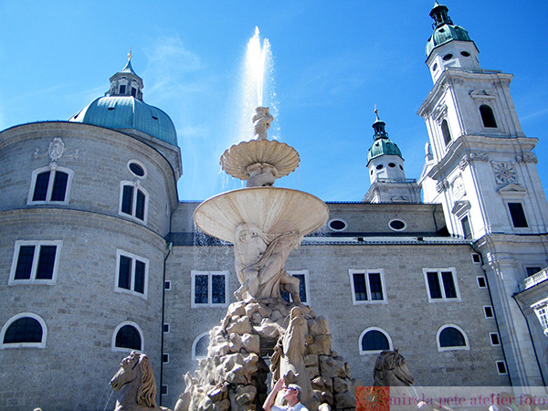 Salzburg residenz brunnen fountain 